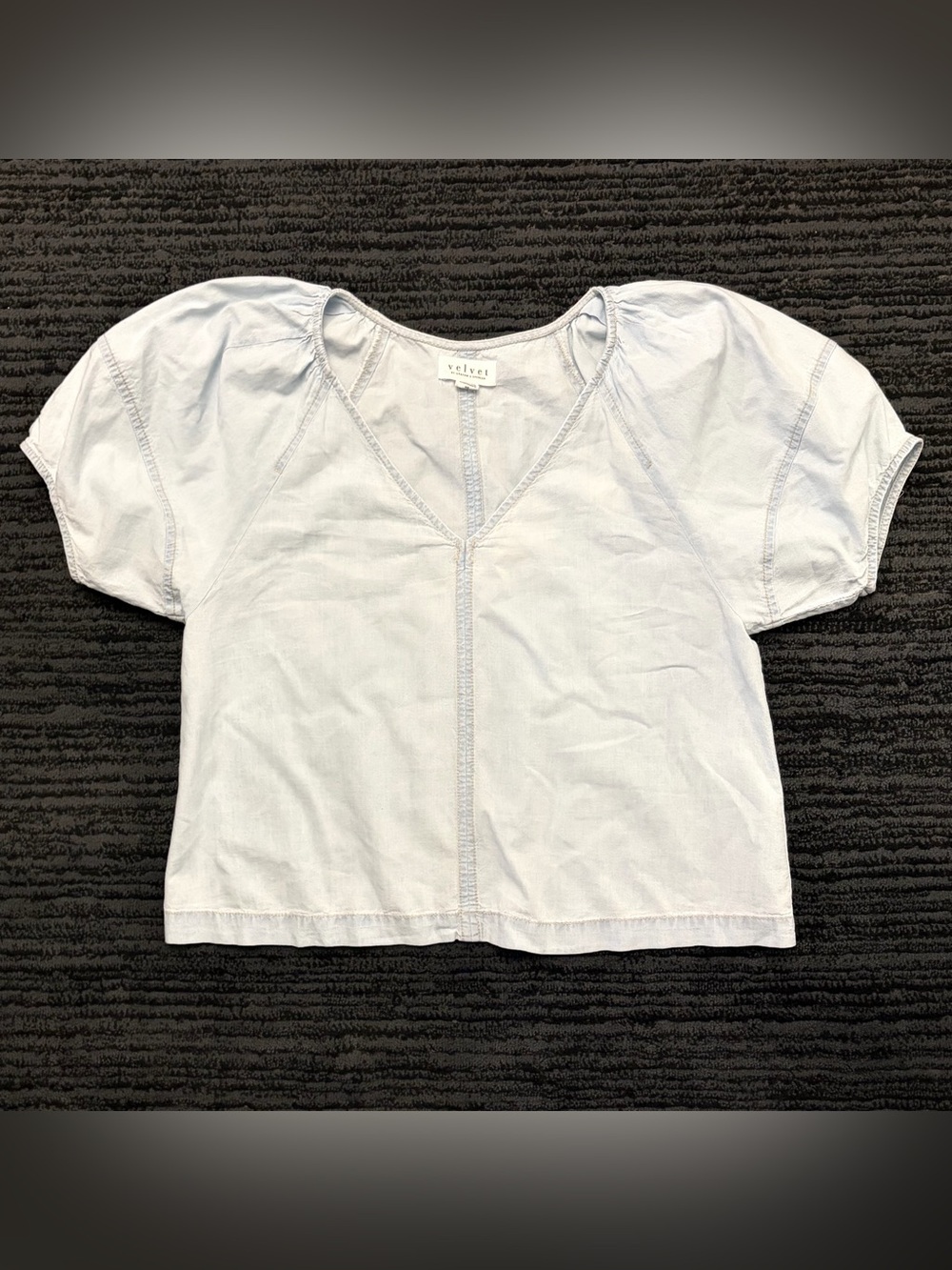 Velvet by Graham & Spencer Kinsley Chambray Puff Sleeve V Neck Top